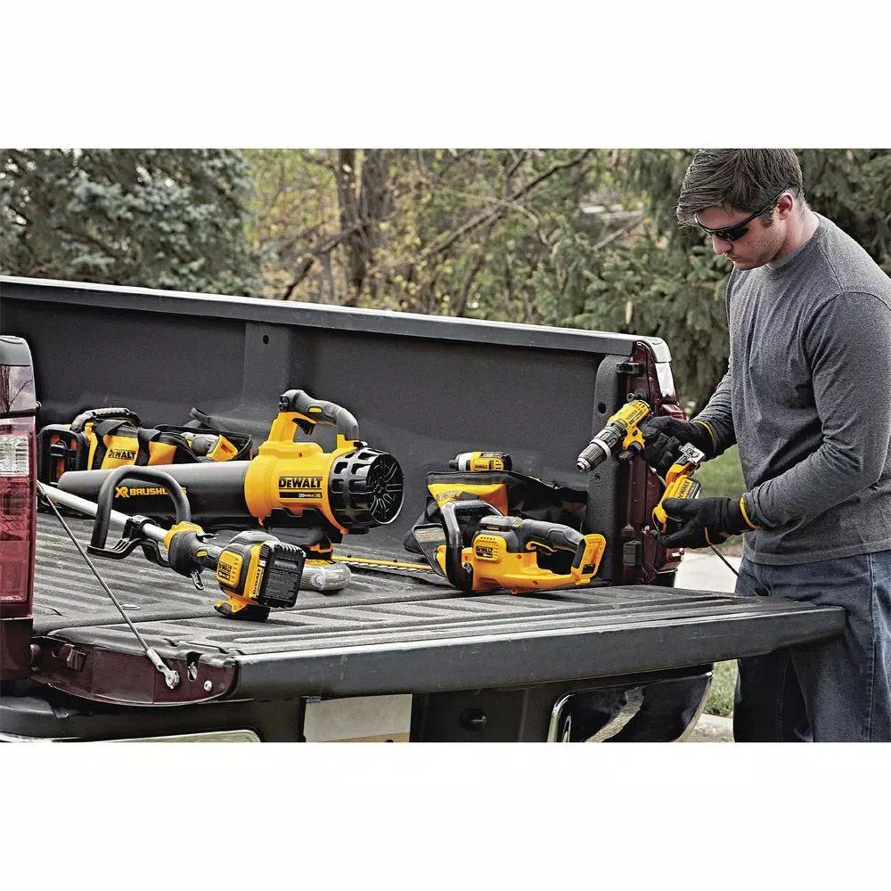 Trimmers DEWALT 22 In. 20V MAX Lithium-Ion Cordless Hedge Trimmer With (1) 5.0Ah Battery And Charger Included - Image 11