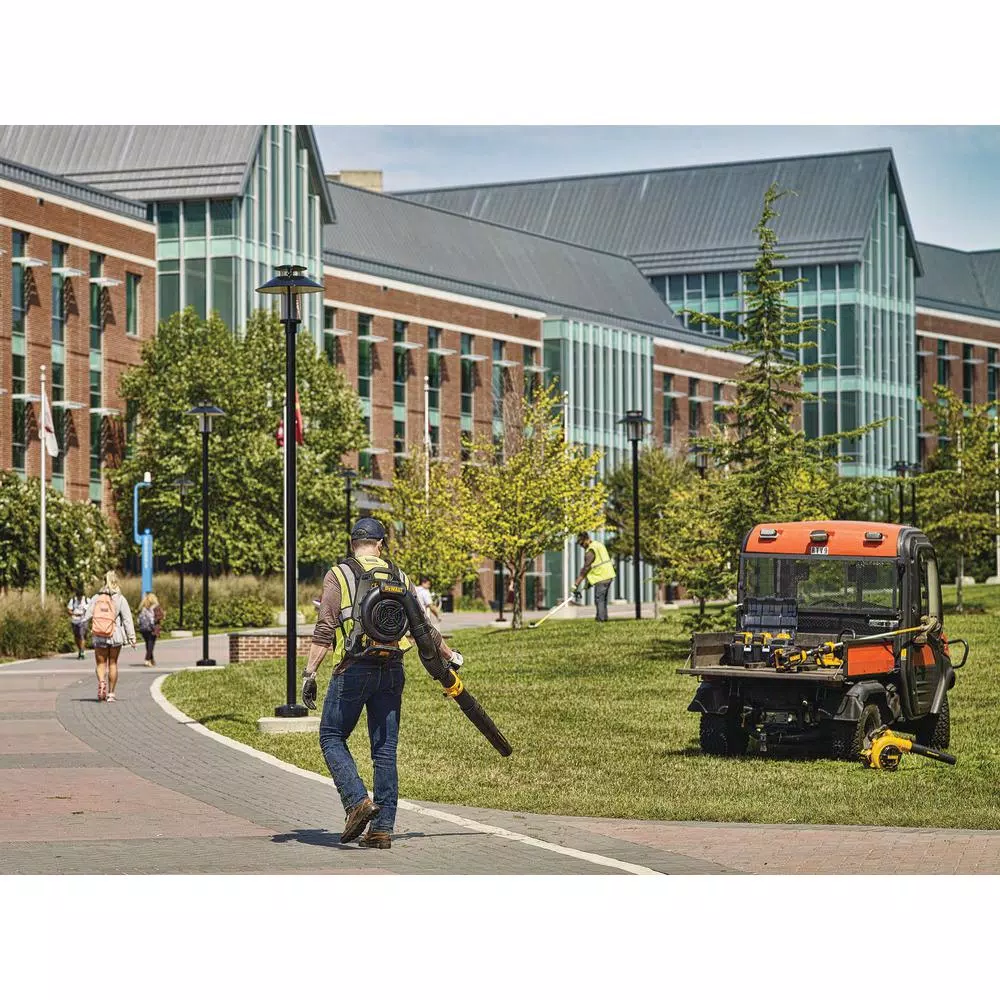 Leaf Blowers DEWALT 142 MPH 450 CFM 40V MAX Lithium-Ion Cordless Back-Pack Blower With (1) 7.5Ah Battery And Charger Included - Image 3