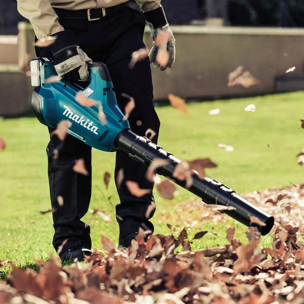 Leaf Blowers Makita 18-Volt X2 (36V) LXT 473 CFM 120 MPH Brushless Cordless Blower Kit With 4 Batteries (5.0Ah) With Flat End Nozzle, XBU02Z - Image 5
