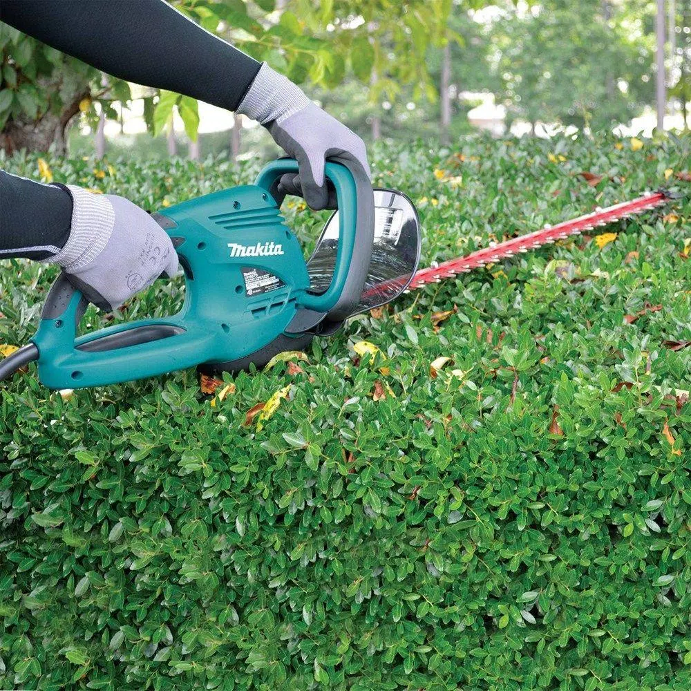 Trimmers Makita 22 In. 4.8 Amp Corded Electric Hedge Trimmer - Image 2