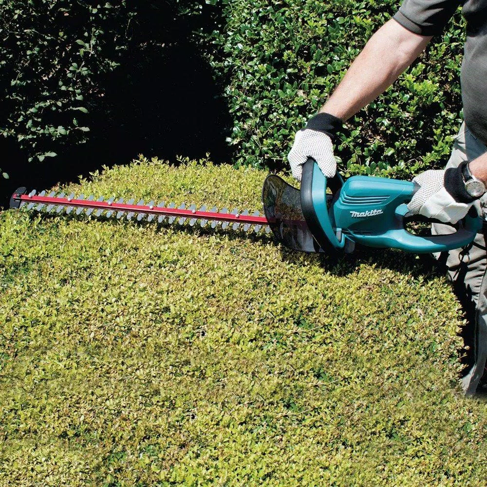 Trimmers Makita 25 In. 4.8 Amp Corded Electric Hedge Trimmer - Image 2