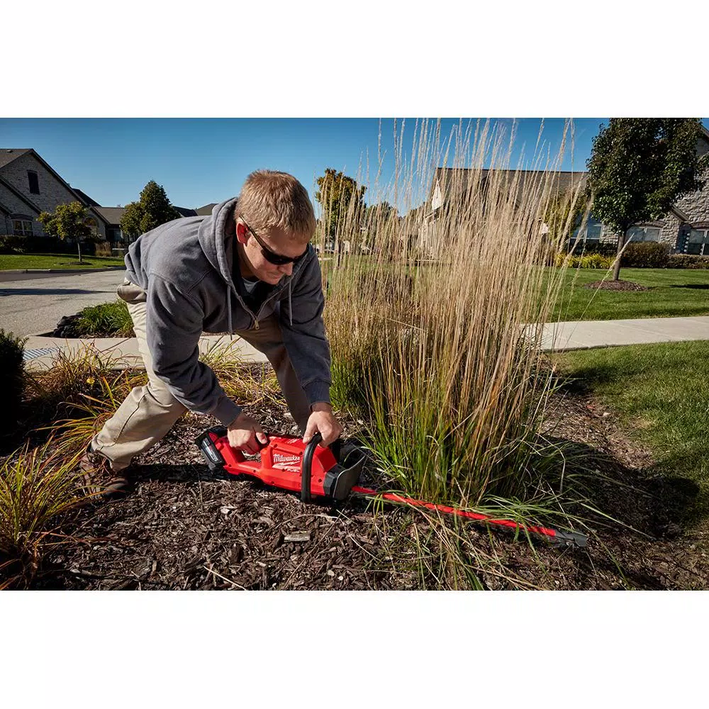 Trimmers Milwaukee M18 FUEL 24 In. 18-Volt Lithium-Ion Brushless Cordless Hedge Trimmer Kit With 8.0 Ah Battery And Rapid Charger 13 Trimmers Milwaukee M18 FUEL 24 In. 18-Volt Lithium-Ion Brushless Cordless Hedge Trimmer Kit With 8.0 Ah Battery And Rapid Charger - Image 13